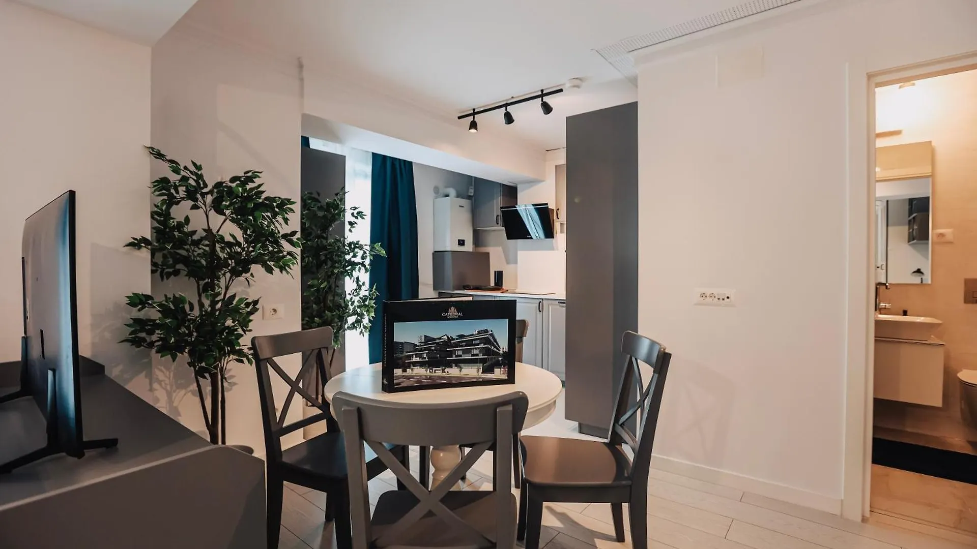 Nestone Apartment Bucureşti