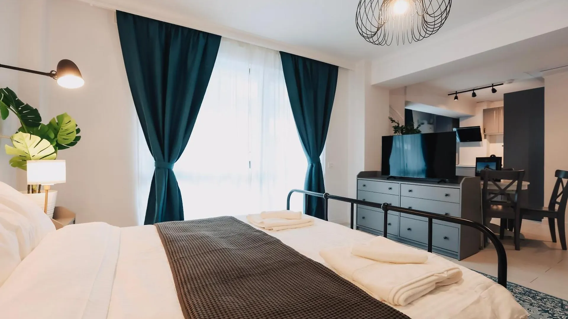 Nestone Apartment Bucureşti
